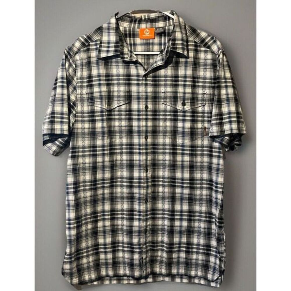 Merrell Men's Short Sleeve Button Casual Shirt Size Medium Great Design